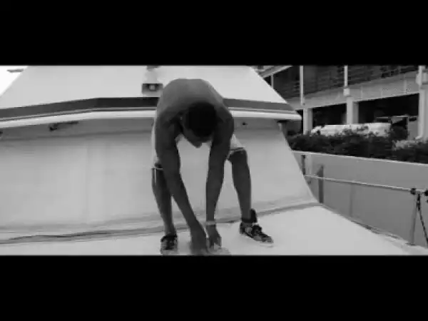 Video: Young Ros - Smiling